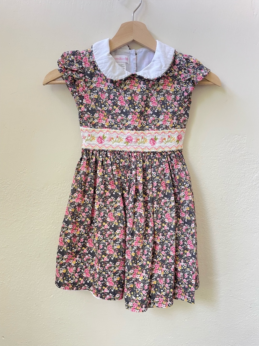 Bonnie Jean Floral Dress Peter Pan Collar Embroidered Waist Little Girl Size 6